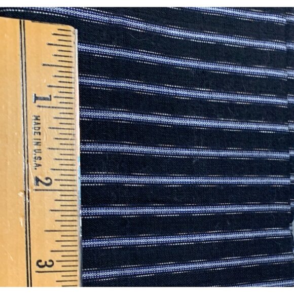 Fat Quarter 18x22 Black & White Striped Cotton Fabric Quilting Crafts - Picture 2 of 4